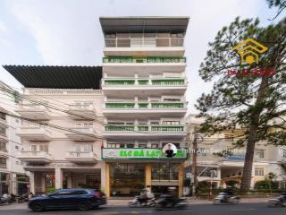 Bán khách sạn bà triệu đà lạt, tc 3 sao doanh thu 400500 triệu/tháng cách hồ xuân hương 500m