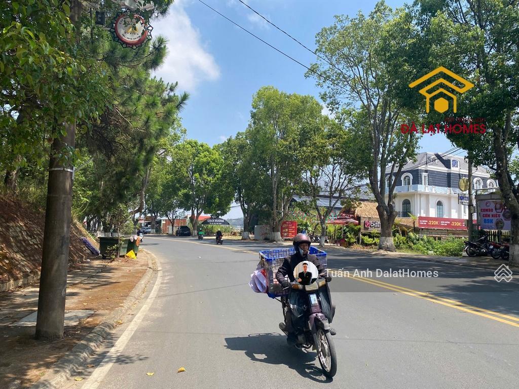 Bán lô góc mặt tiền phù đổng thiên vương đà lạt đường 20m view thoáng đang cho thuê 45 triệu/tháng