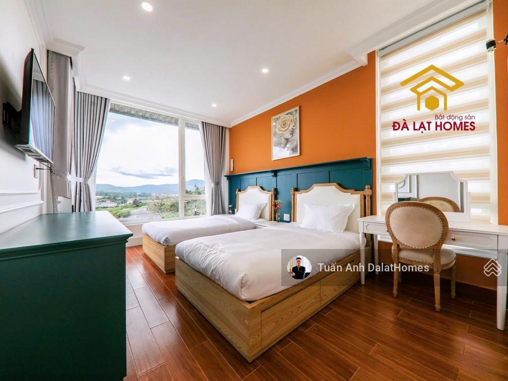Bán biệt thự đồi dic an sơn đà lạt, 422m² ngang 16m hoàn công thang máy nội thất cao cấp