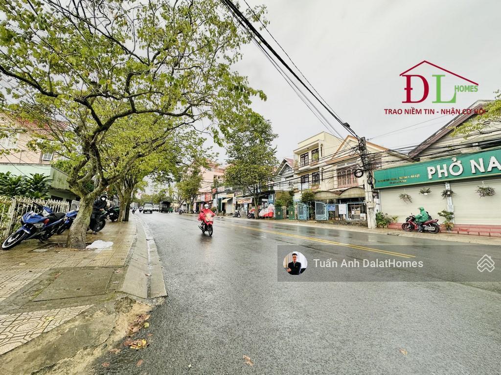 Bán đất lô góc 2 mặt tiền phan chu trinh đà lạt 310m² thực tế, mặt tiền rộng 16m thế thoải lợi hầm