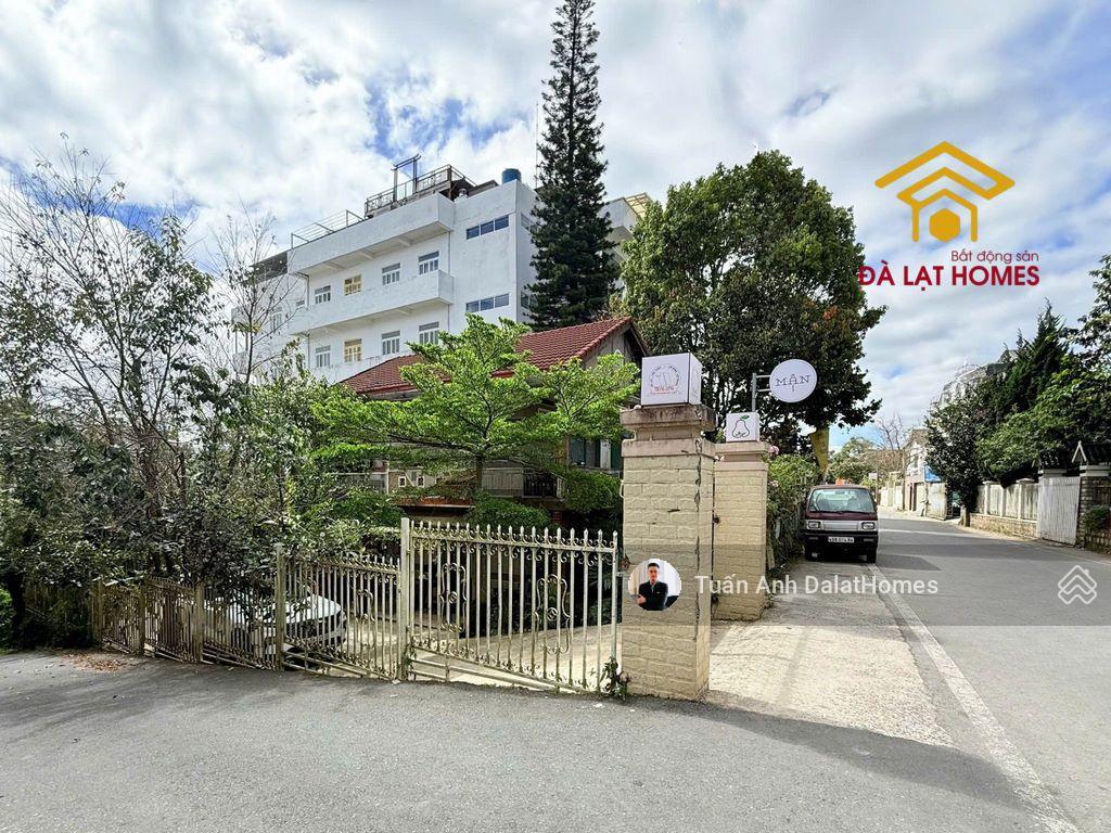 Bán căn nhà xưa góc 2 mặt tiền yersin, 300m² full thổ cư ngang 23m đi bộ ra hồ xuân hương vài phút