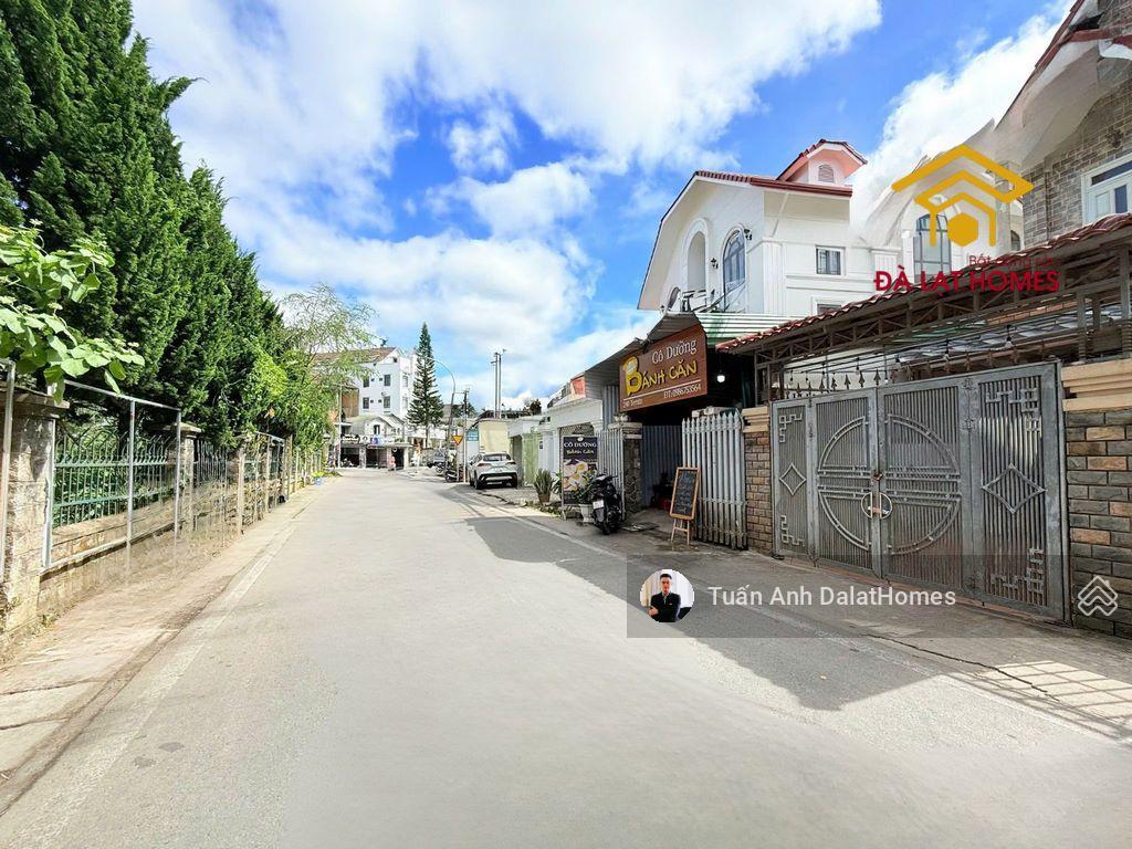 Bán căn nhà xưa góc 2 mặt tiền yersin, 300m² full thổ cư ngang 23m đi bộ ra hồ xuân hương vài phút