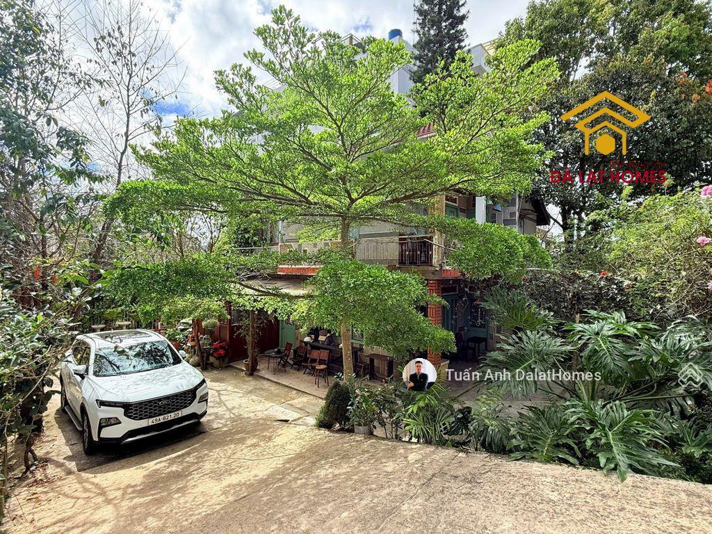 Bán căn nhà xưa góc 2 mặt tiền yersin, 300m² full thổ cư ngang 23m đi bộ ra hồ xuân hương vài phút