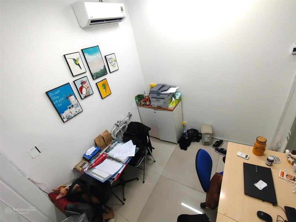 Văn phòng cho 3  4 người sẵn sàng vào làm ngay, miễn phí đặt cọc