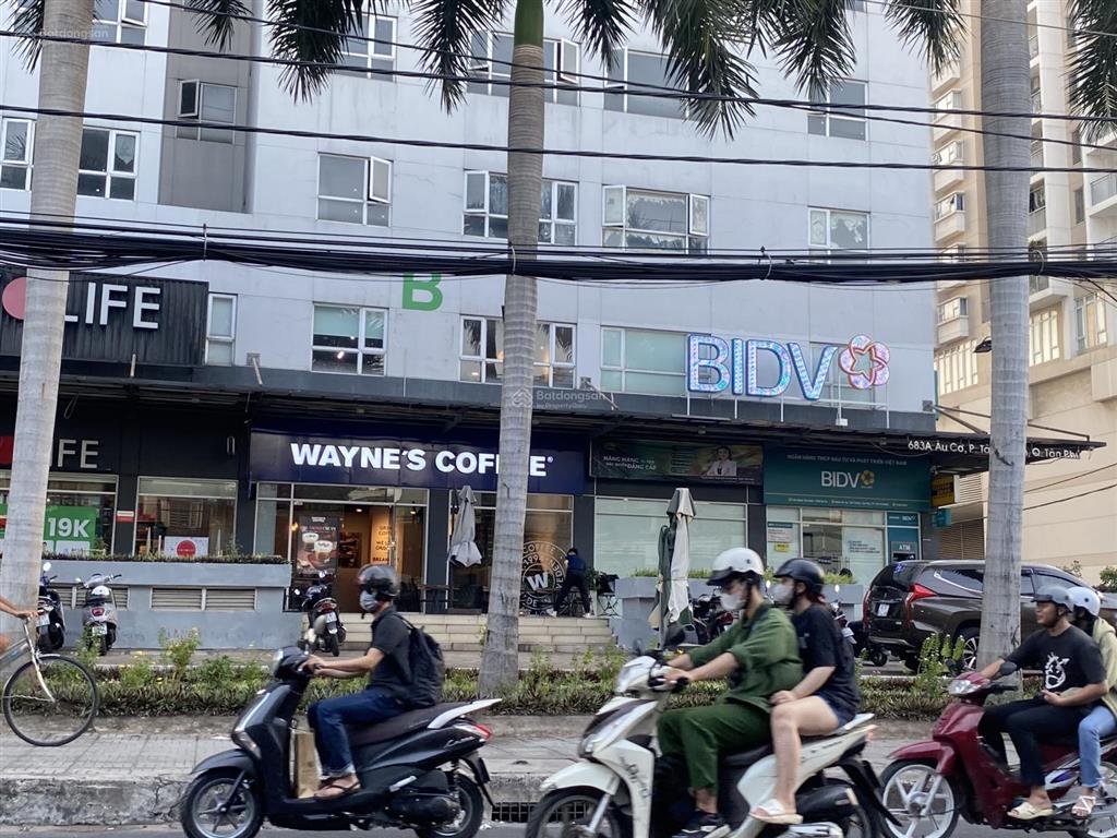 Văn phòng sát ban công 10m2 cho 3 người  miễn phí đặt cọc thuê linh hoạt