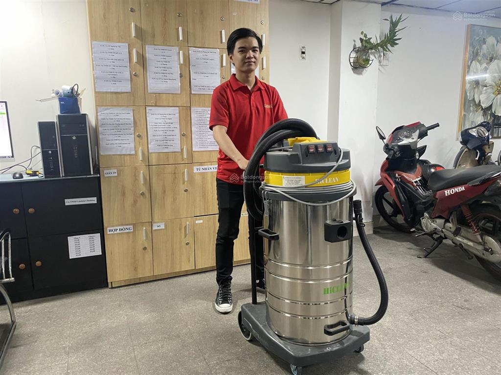 Văn phòng sát ban công 10m2 cho 3 người  miễn phí đặt cọc thuê linh hoạt