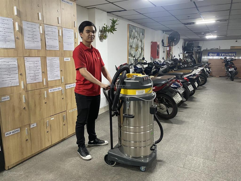 Văn phòng 25m2 cho 8  10 người, chỉ 7,5 triệu/tháng, có cửa sổ vào làm ngay