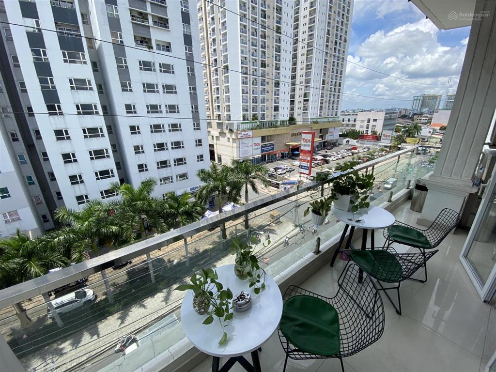 Văn phòng 25m2 cho 8  10 người, chỉ 7,5 triệu/tháng, có cửa sổ vào làm ngay