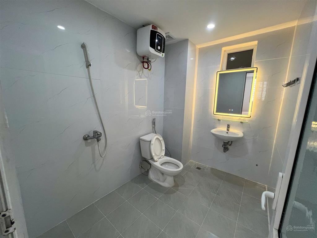 Chính chủ cần bán căn hộ chung cư tân tây đô 90m2  0983 371 ***