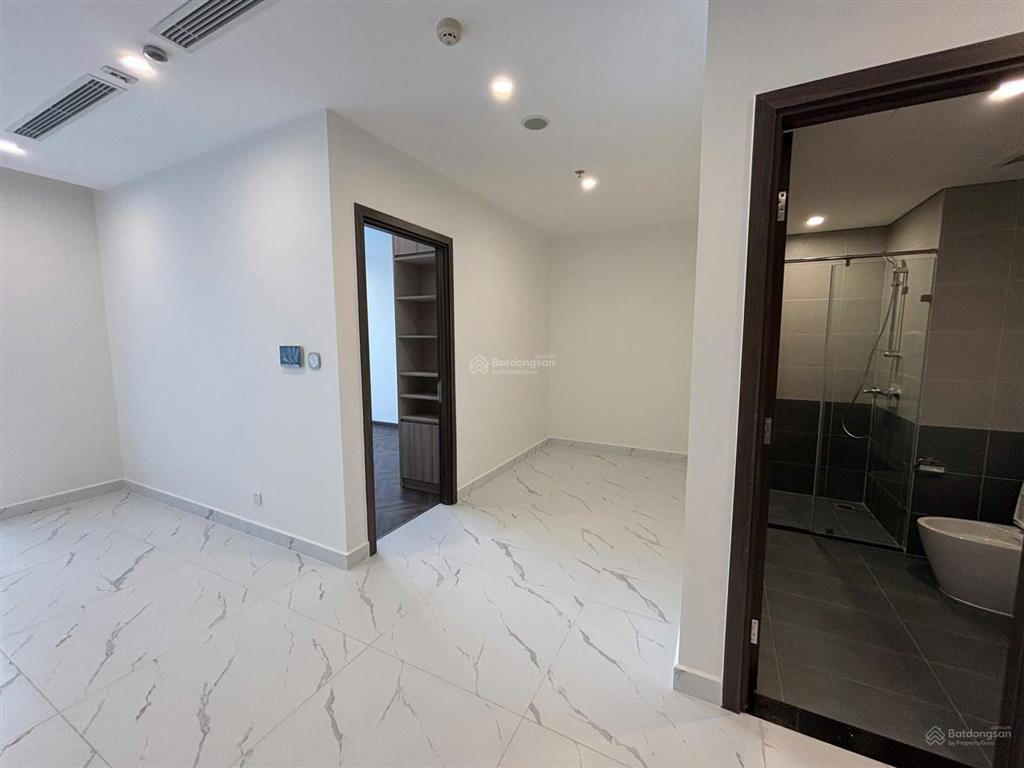 Cho thuê 1pn+ ntcb rèm giá chỉ 8,5tr/th tại opus one tại vinhomes grand park, quận 9