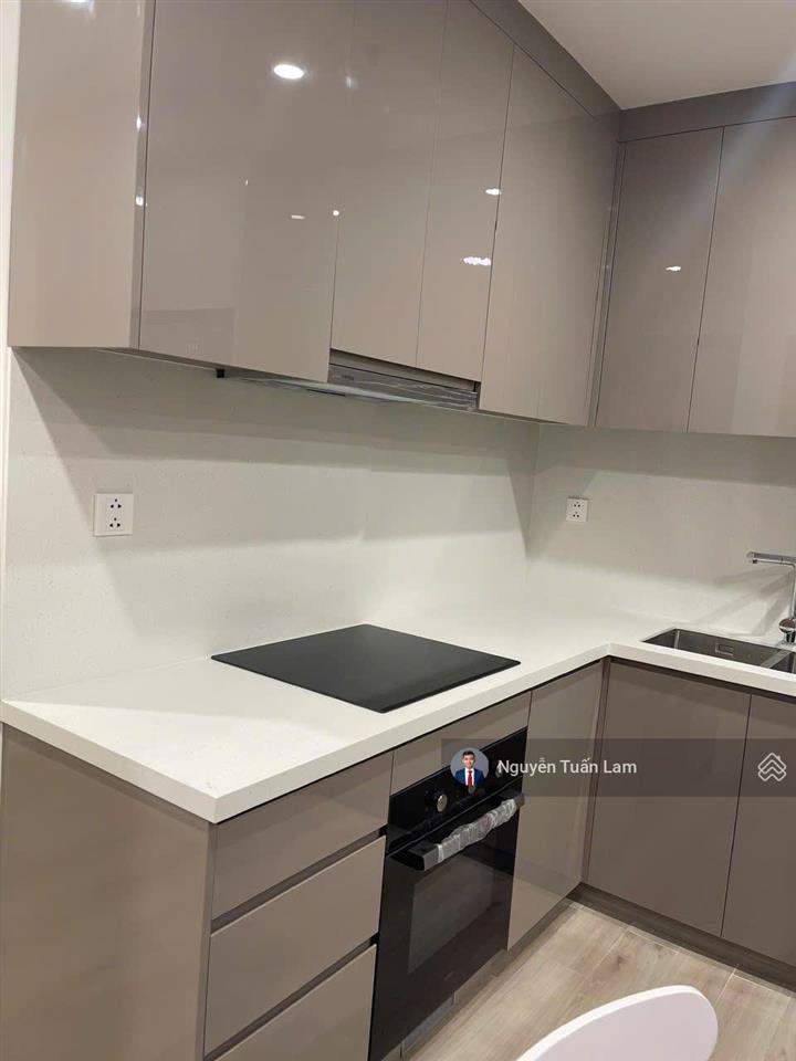 Cho thuê căn 2pn masteri centre point view thoáng, nội thất cao cấp, vị trí vượng khí  giá tốt