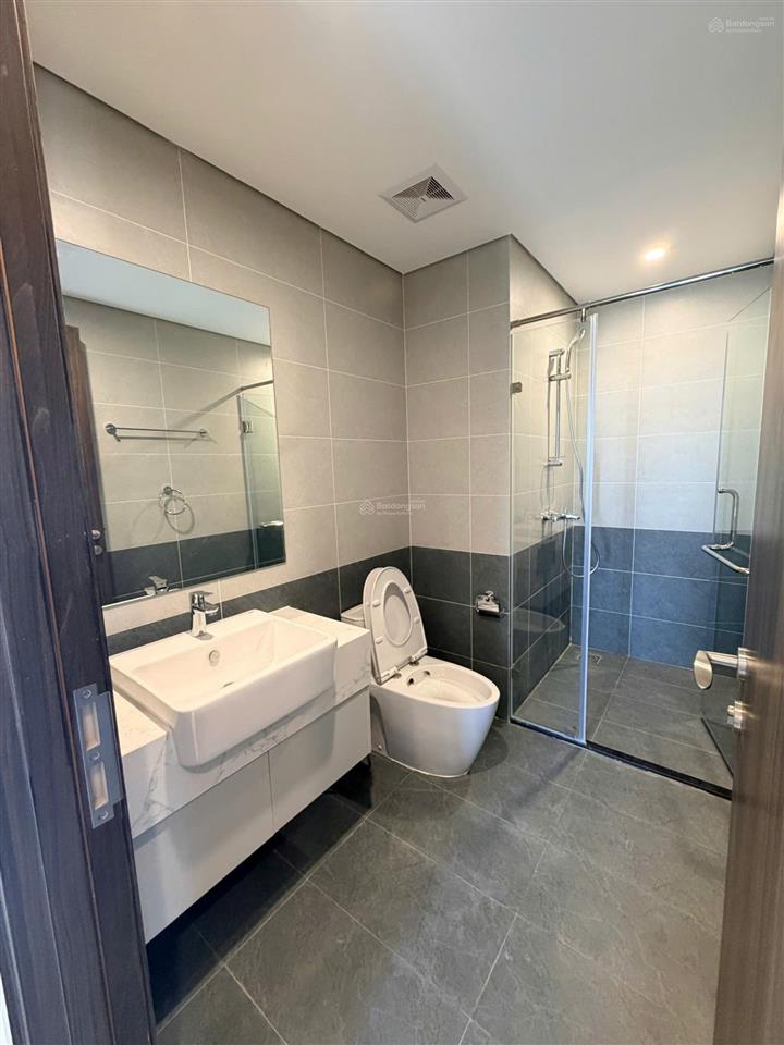 Cho thuê 3pn ntcb the opus one tại vinhomes grand park, quận 9