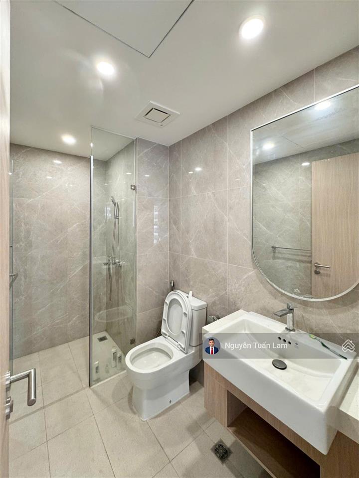 Cho thuê căn góc 2pn masteri centre point | view thoáng 2 mặt, full nt cao cấp, giá tốt cho t7