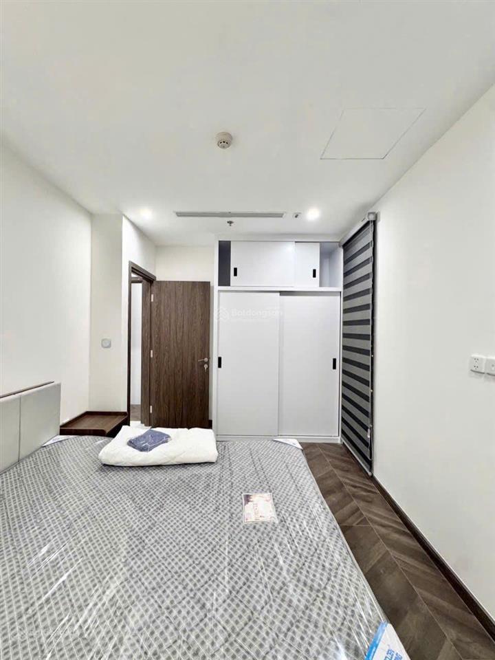 Cho thuê căn 3pn2wc, full nt luxury, view trực diện cv 36ha, pháo hoa, sông, tầng