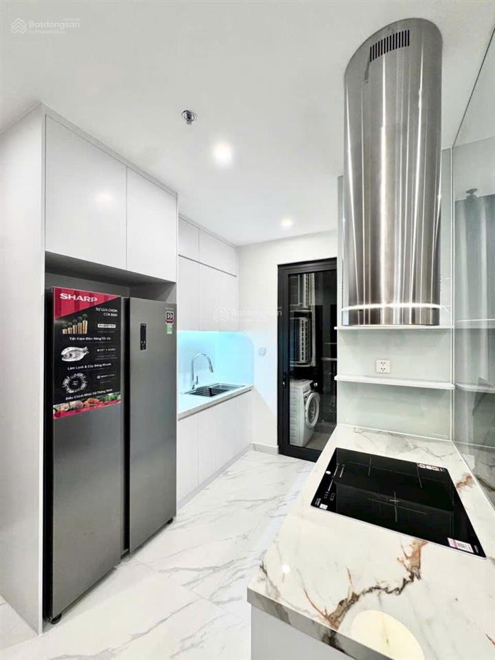 Cho thuê căn 3pn2wc, full nt luxury, view trực diện cv 36ha, pháo hoa, sông, tầng
