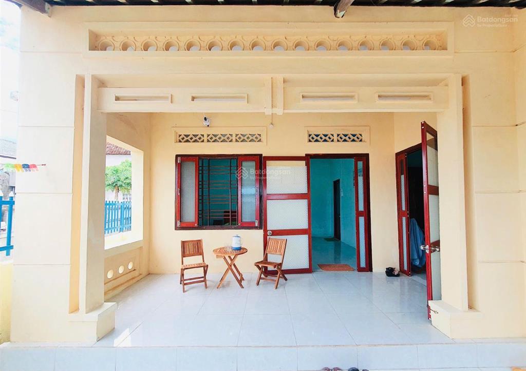 Bán nhà sát biển 3 mặt thoáng chỉ 5m ra biển long thuỷ