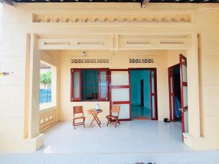 Bán nhà sát biển 3 mặt thoáng chỉ 5m ra biển long thuỷ