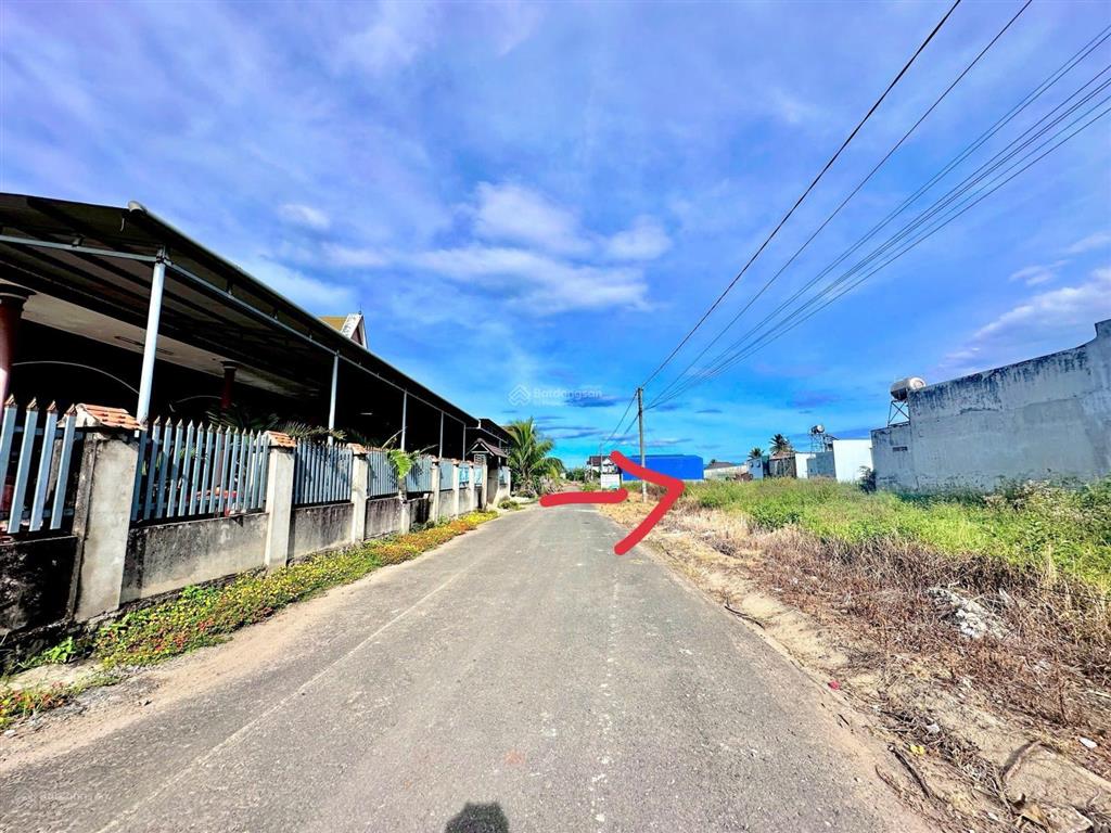 Đất rẻ 3 tỷ, full thổ cư 312,5 m², đường thống nhất, xã đức trọng, gần chợ, trường học, công viên