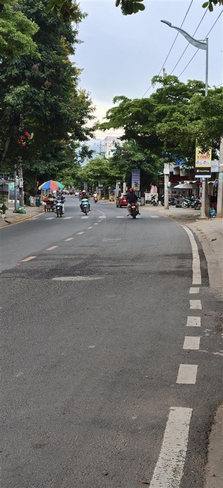 Đất rẻ 3 tỷ, full thổ cư 312,5 m², đường thống nhất, xã đức trọng, gần chợ, trường học, công viên