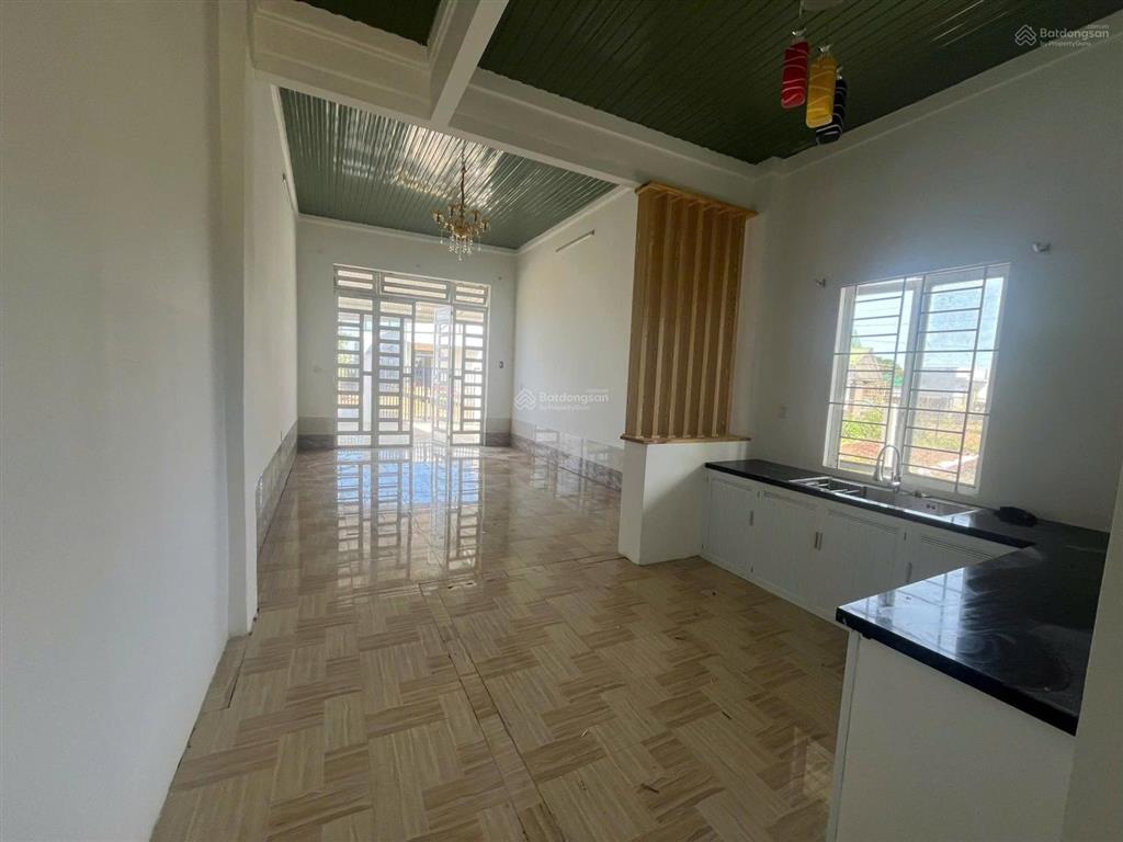 Bán nhà đẹp sau lưng trường học tân hội, lâm đồng chỉ 1,35 tỷ, gần mọi tiện ích. dt 268 m2, shr.
