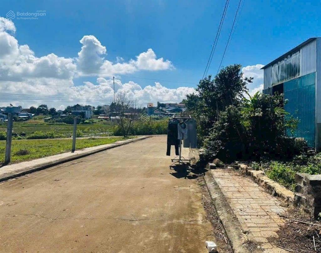 Bán đất thổ cư giá tốt đầu tư hoặc an cư tại xã đức trọng, lâm đồng gần mọi tiện ích, chỉ 1,05 tỷ.