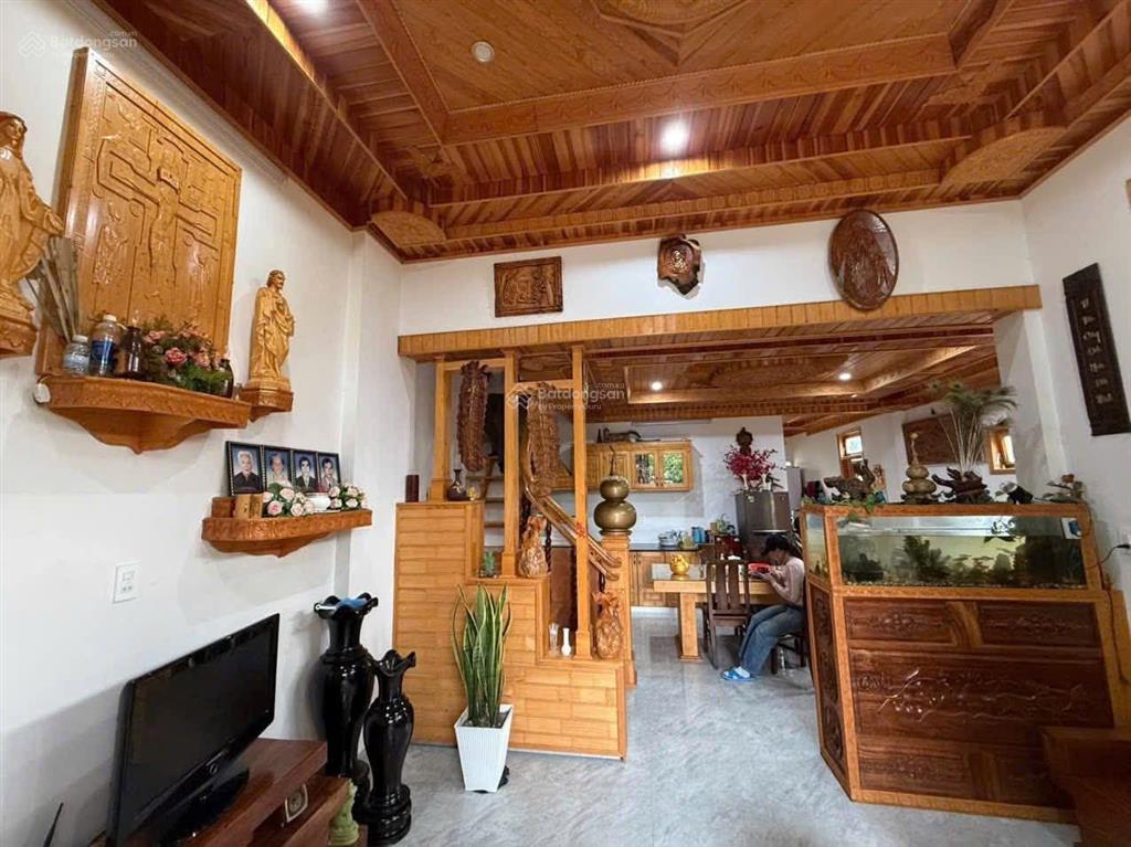 Bán nhà đẹp 2 tầng chỉ 1,75 tỷ gần sân bay liên khương, xã hiệp thạnh, tỉnh lâm đồng.