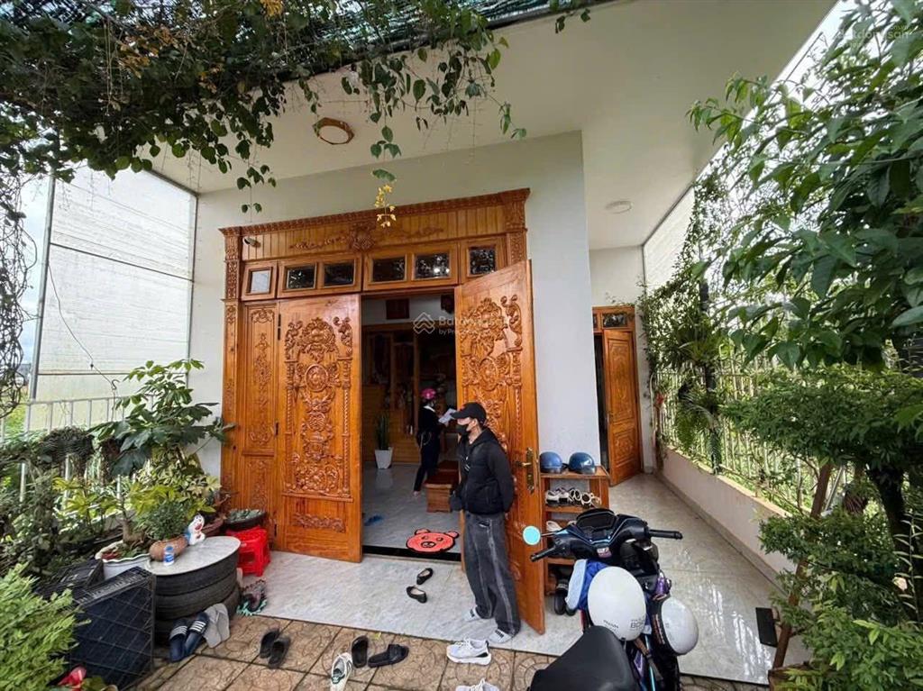 Bán nhà đẹp 2 tầng chỉ 1,75 tỷ gần sân bay liên khương, xã hiệp thạnh, tỉnh lâm đồng.