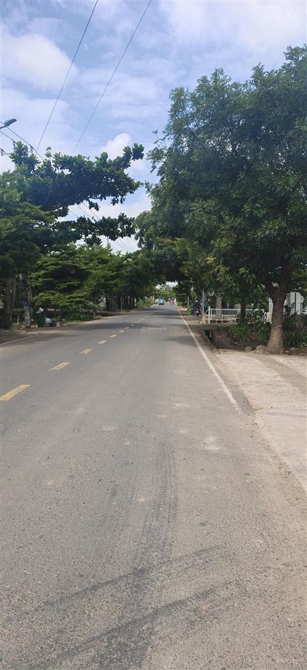 Bán đất 1,45 tỷ hẻm đường thống nhất, xã đức trọng, lâm đồng. gần chợ, trường học, công viên...