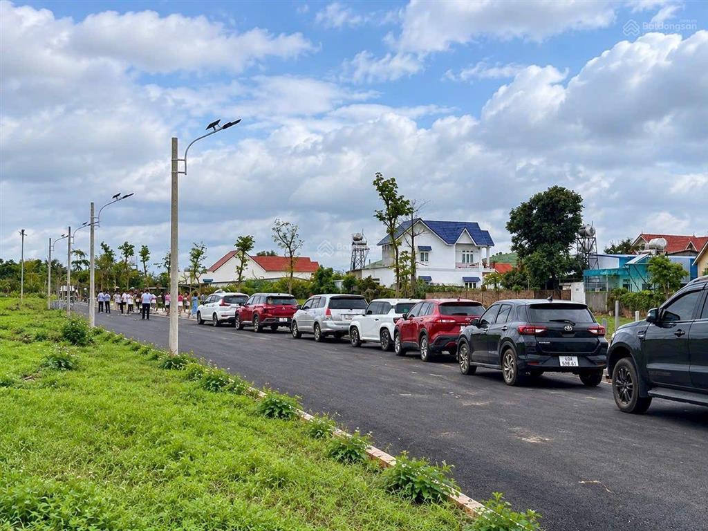 Bán đất kdc phú lộc, đức trọng, lâm đồng. đường nhựa 6m, giá chỉ 1,29 tỷ/lô, gần sân bay