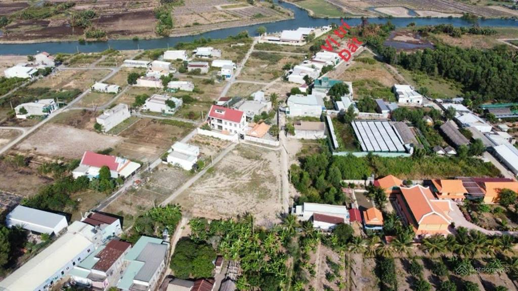 Đất nền xã phú đông sổ hồng riêng đường xe hơi tới tận đất khu dân cư hiện hữu