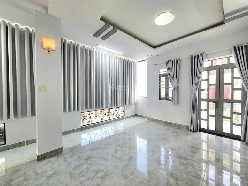 Bán nhà góc 2 mặt tiền cư xá phú lâm a  hậu giang, p12, q6 (4.2x18.3m)  trệt 3 lầu, sân thượng