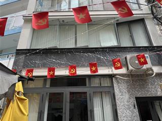 Cho thuê nhà 4pn toilet riêng, hẻm xe hơi 214 nguyễn trãi, q5  nhà đẹp 3 lầu  giá 38 triệu