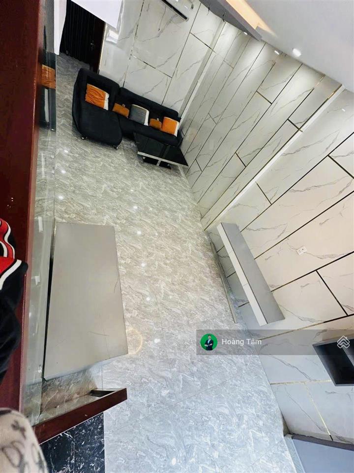 Bán nhà nở hậu hxh 5m an dương vương, quận 5. dt 5.7x15m. 2 tầng full nội thất, giá 13.3 tỷ