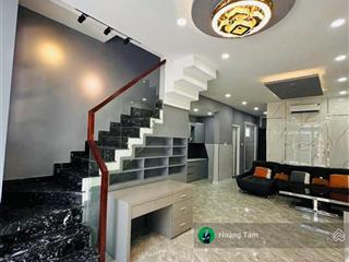 Bán nhà nở hậu hxh 5m an dương vương, quận 5. dt 5.7x15m. 2 tầng full nội thất, giá 13.3 tỷ