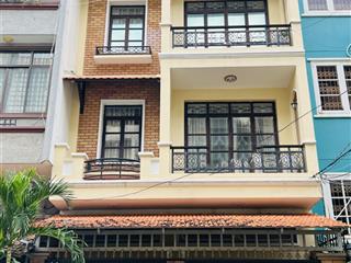 Quận 10  ngang 6m hiếm  cho thuê nhà hxh đường 3/2, 4 tầng lầu 6 phòng 6wc, giá 38 triệu/th