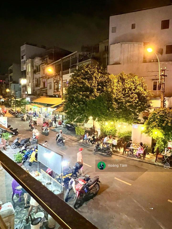 Bán nhà nở hậu hiếm mặt tiền đường phan xích long, quận 11, gần vòng xoay cây gõ, dt82m2, 2 tầng