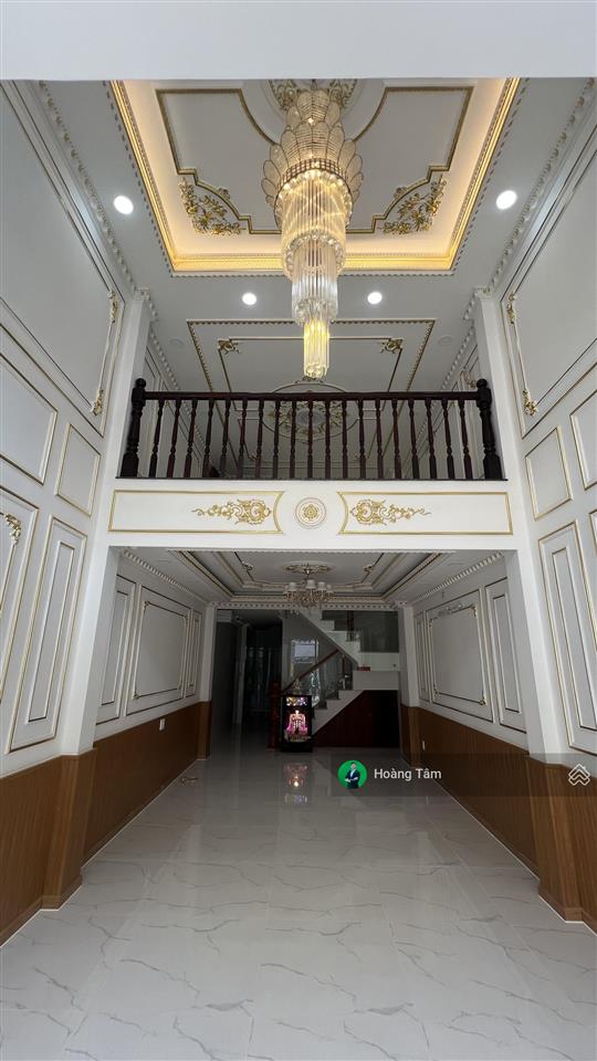 Bán nhà mặt tiền đường chợ lớn, quận 6, dt4x20m, 5 tầng, nhà mới hiện đại đầy đủ nội thất.