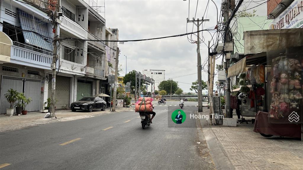 Ngang 5.2m nở hậu  bán gấp nhà mặt tiền cao văn lầu, quận 6, dt 148m2, giá 22.5 tỷ