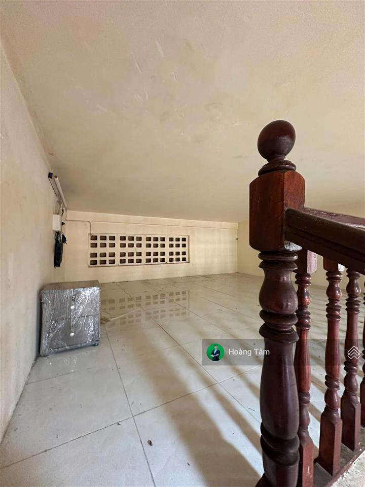 Bán căn chung cư 75m2 ngay bưu điện quận 5, trung tâm chợ lớn