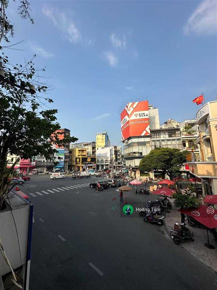 Bán căn chung cư 75m2 ngay bưu điện quận 5, trung tâm chợ lớn