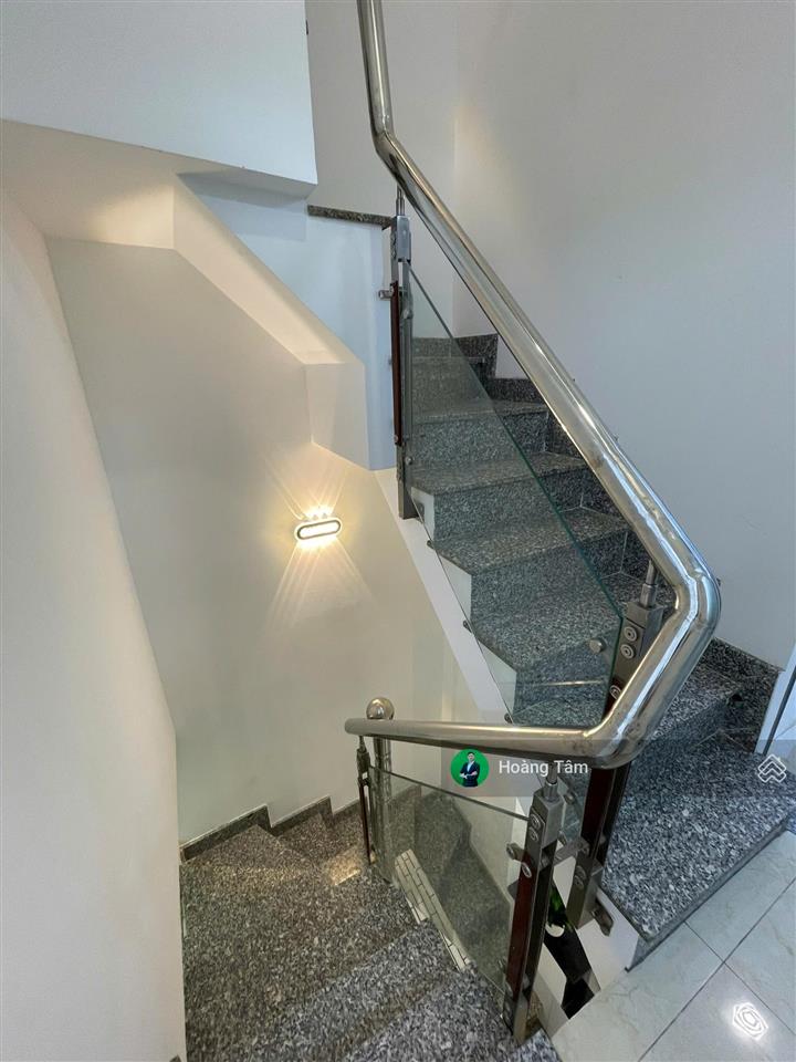 Bán nhà 2 mặt tiền hẻm xe hơi hồng bàng, p12, quận 6. dt4x9m, trệt 2 lầu st, giá 5.3 tỷ