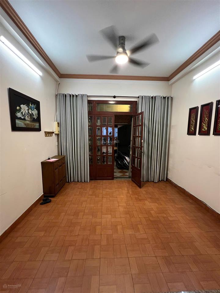 Bán nhà ngang 8m hẻm ôtô tô hiến thành, quận 10  dt8x14m, 3 tầng, giá 15 tỷ
