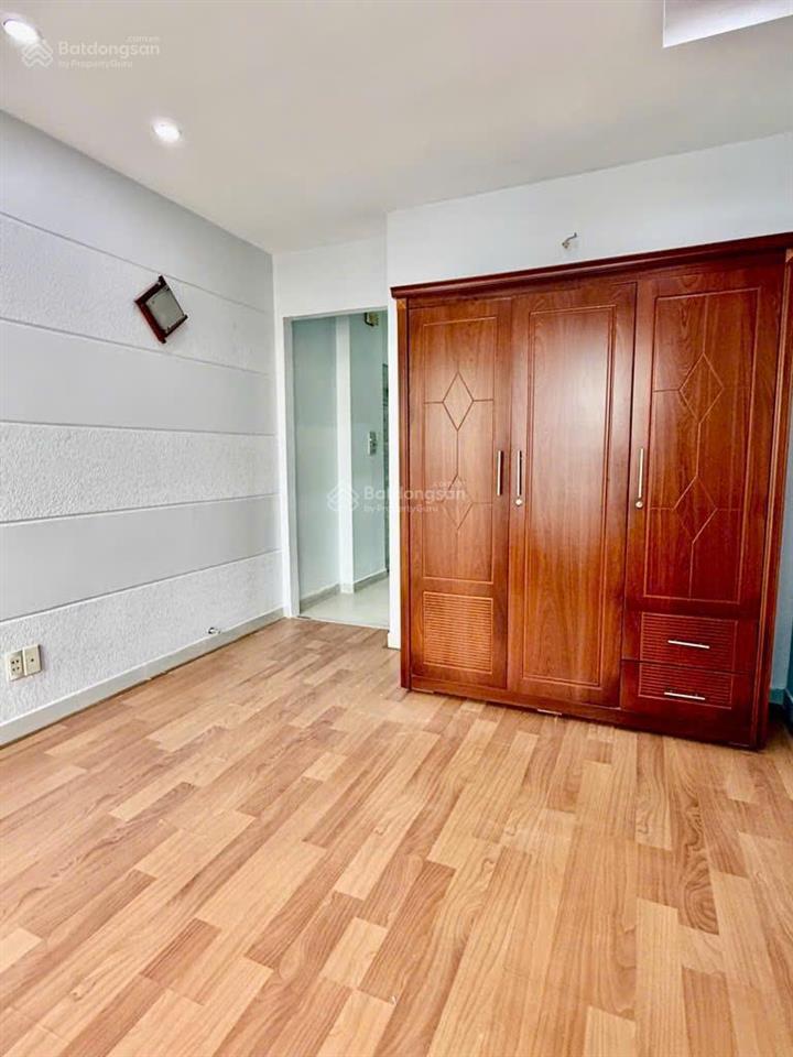 Bán nhà mtnb khu bình phú, cư xá phú lâm d, quận 6. dt 3.5x12.3m, xây 5 tầng kiên cố