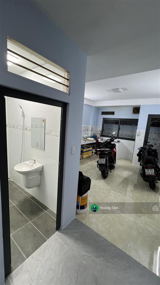 Bán nhà mặt tiền gần công viên phú lâm, cư xá ẩm thực phú lâm b, quận 6, dt 4x16m, 5 tầng