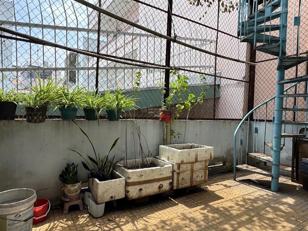 Bán nhà hẻm xe tải 27 kinh dương vương, gần vòng xoay phú lâm, quận 6. dt 4.6x20m, 3 tầng