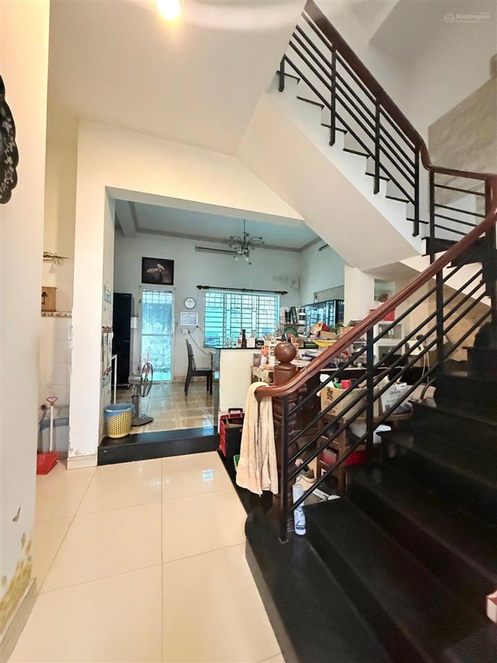 Bán nhà biệt thự kdc thanh nhựt, bình phú, quận 8. dt 8x18m, 3 tầng, giá 19.2 tỷ