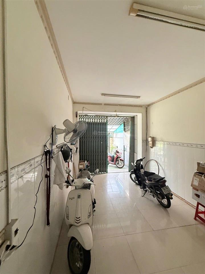 Bán nhà biệt thự kdc thanh nhựt, bình phú, quận 8. dt 8x18m, 3 tầng, giá 19.2 tỷ