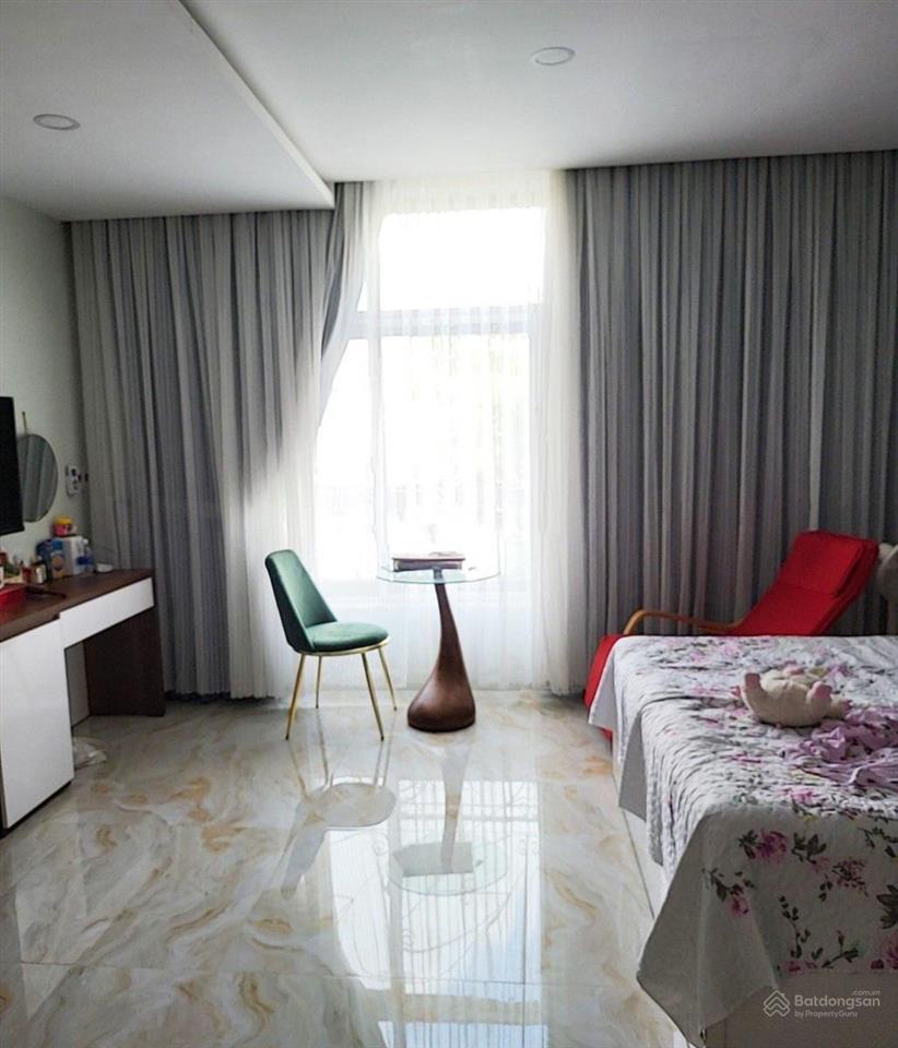 Cho thuê nhà 6 tầng đầy đủ nội thất mặt tiền đồng nai  cư xá bắc hải, quận 10. giá 42 tr/tháng