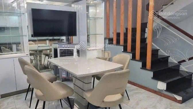 Cho thuê nhà 6 tầng đầy đủ nội thất mặt tiền đồng nai  cư xá bắc hải, quận 10. giá 42 tr/tháng