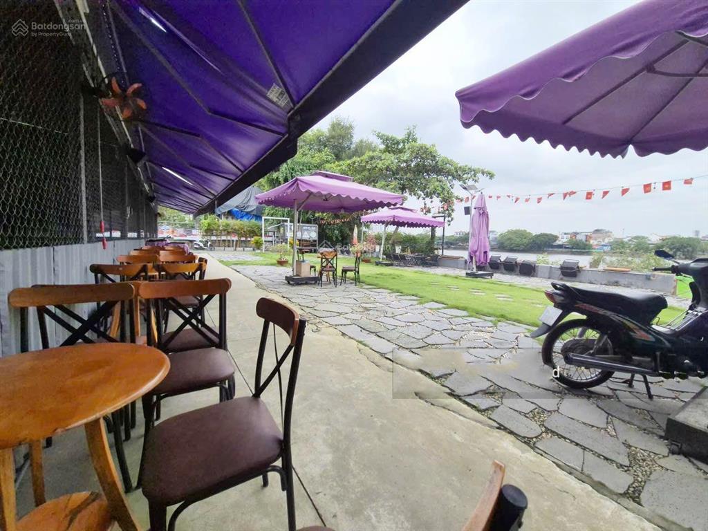 Cho thuê 1000m2 mặt bằng sân vườn, có nhà tiền chế ven sông khu thanh đa bình quới, bình thạnh